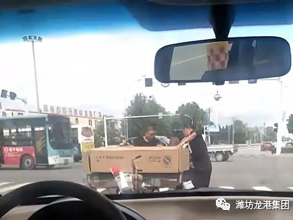 弘揚(yáng)正能量——龍港集團(tuán)員工見義勇為事跡！