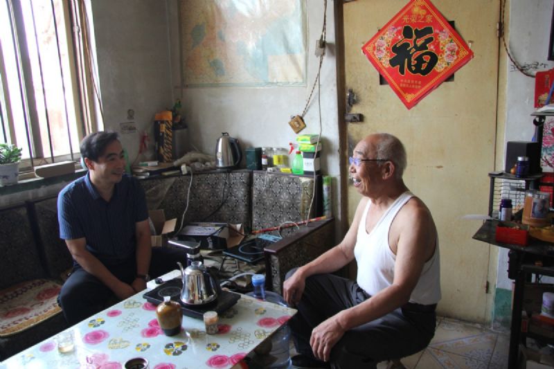 情系老黨員，慰問暖人心——新生代企業(yè)家代表、龍港集團(tuán)常務(wù)副總經(jīng)理王敬武走訪慰問老黨員
