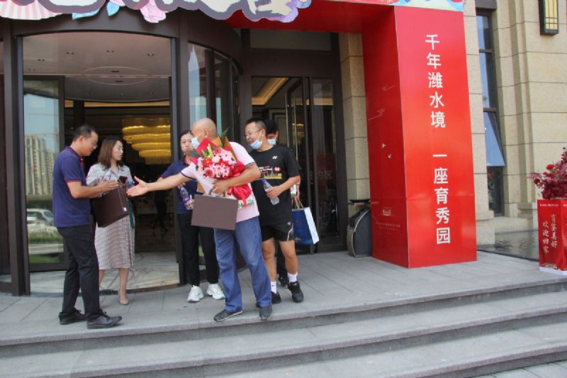 悅見(jiàn)新居，幸福歸家——龍港·育秀園一期洋房圓滿交付！